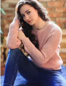 Elite escort service in Maanavta Nagar for home and hotel visits